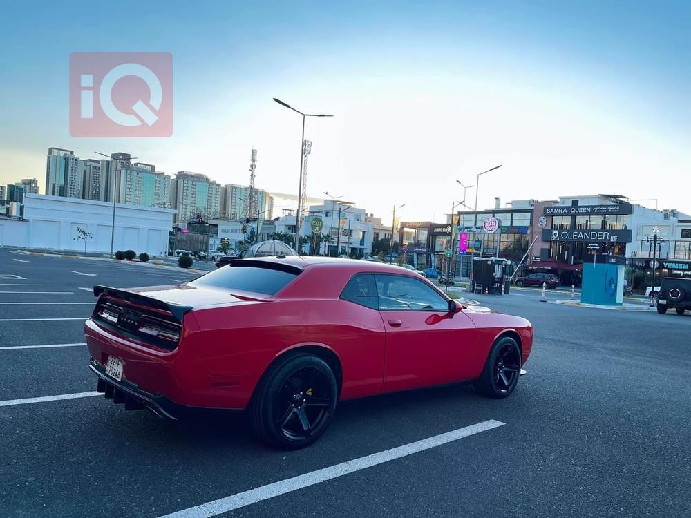 Dodge Challenger